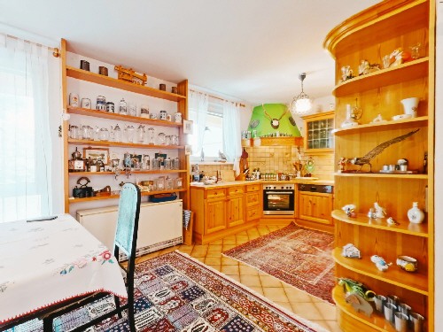 Kitchen 01