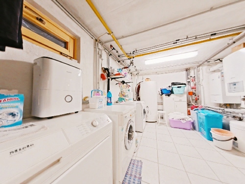 Laundry + Heating