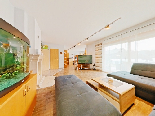 Living Room 02