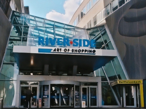 River Side(1)