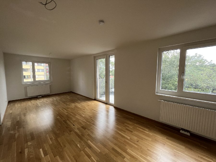 Helle 2-Zimmer-Wohnung mit Balkon! 