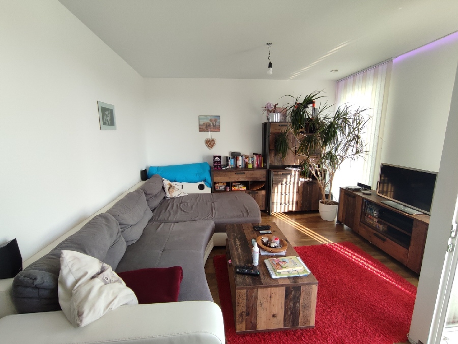 Herrliche große Wohnung mit Aussicht & Loggia