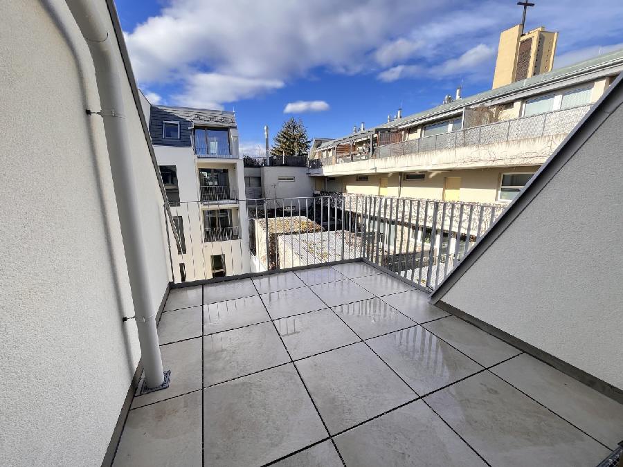 Charmante 2-Zimmerwohnung mit großem Balkon | begehbare Garderobe | Provisionsfrei!