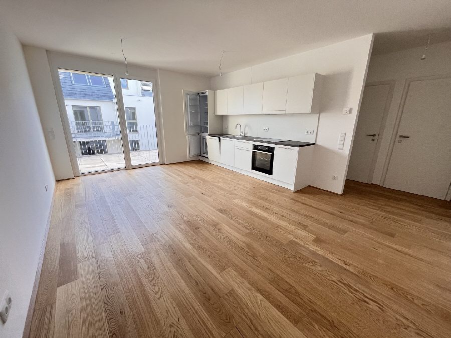 Provisionsfrei |Top vermietete Anlegerwohnung an der U6  | 2 Zimmer mit Balkon in Hofruhelage
