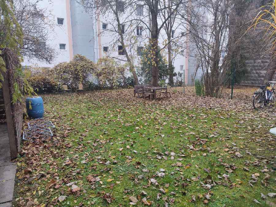 Tolle Innenhof, viel Platz, Wohnküche