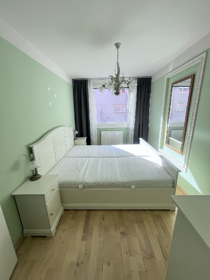 Schlafzimmer 2