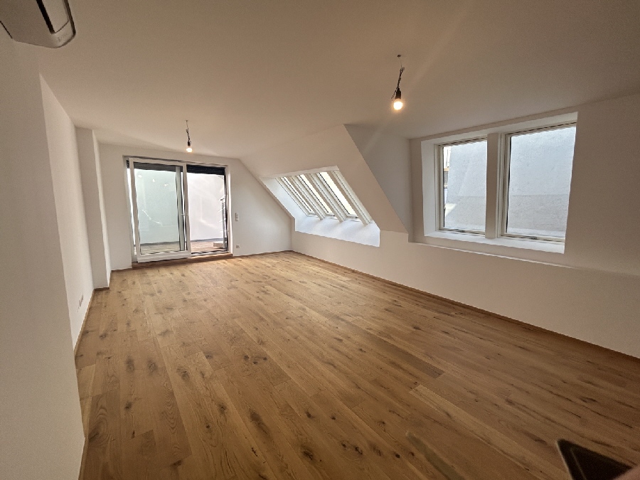 DACHGESCHOSSTRAUM AM CZERNINPLATZ 5 – EXKLUSIVES WOHNEN ÜBER DEN DÄCHERN DES 2. BEZIRKS