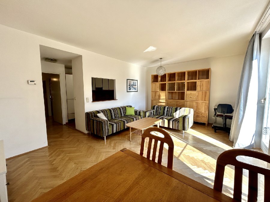 Wohnzimmer (2)
