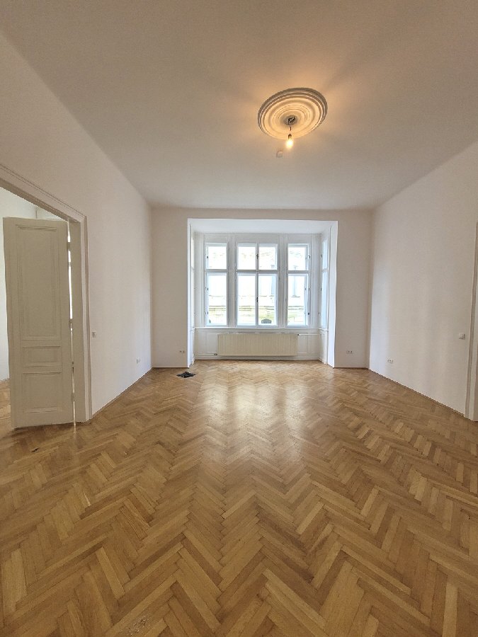 Altbautraum in der Schottenfeldgasse – Erstbezug nach Sanierung