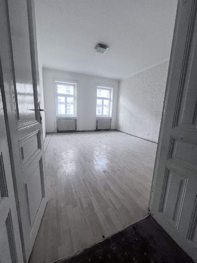 Sonnige 2-Zimmerwohnung in saniertem Altbau - super Innenstadt-Lage! 