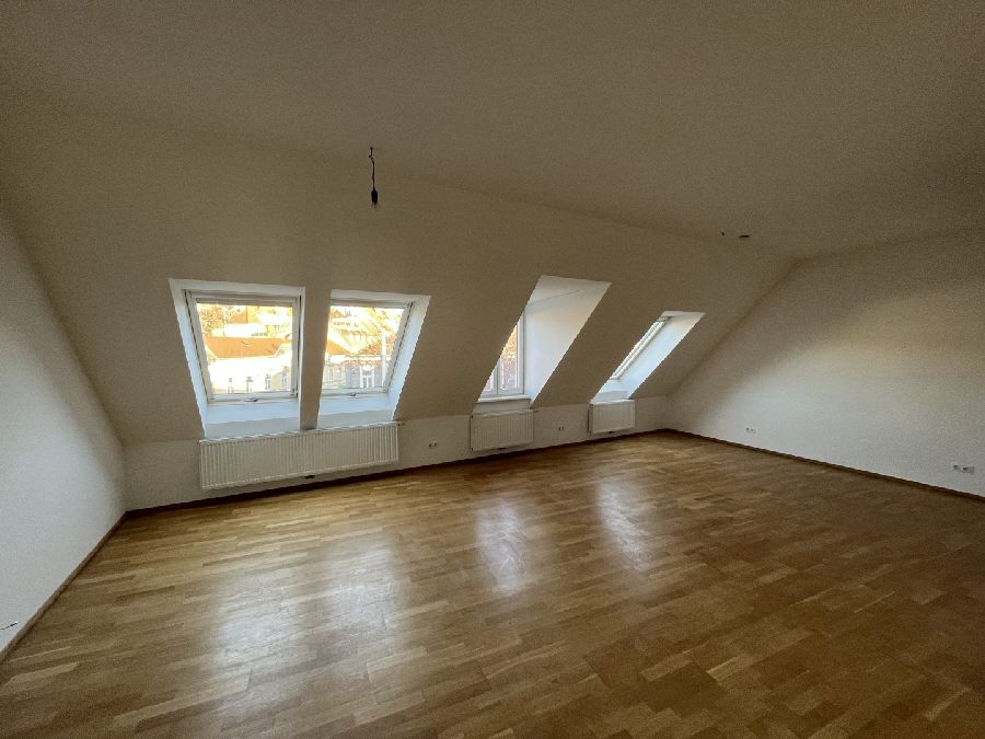 Charmante 3-Zimmer-Wohnung! 34m² Dachterrasse! 
