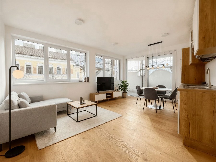 Erstbezug mit verglaster Loggia, zum Starten oder für Pärchen