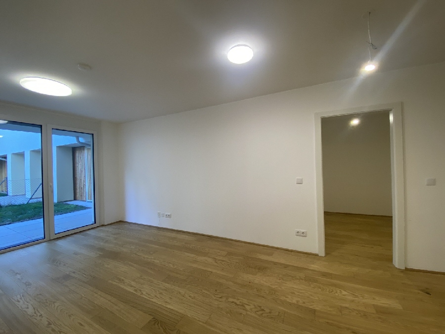 Westseitige 4-Zimmer-Gartenwohnung mit direktem Gartenzugang & Top-Ausstattung