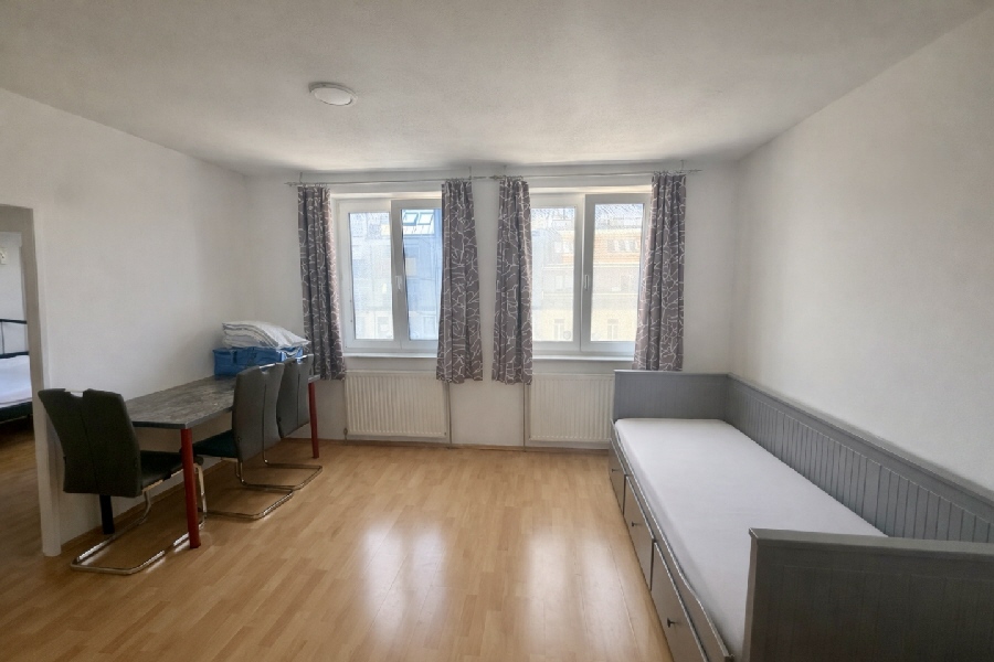 Helle 2-Zimmer-Wohnung nahe U6 Dresdner Straße – möbliert, inkl Heizung und Warmwasser