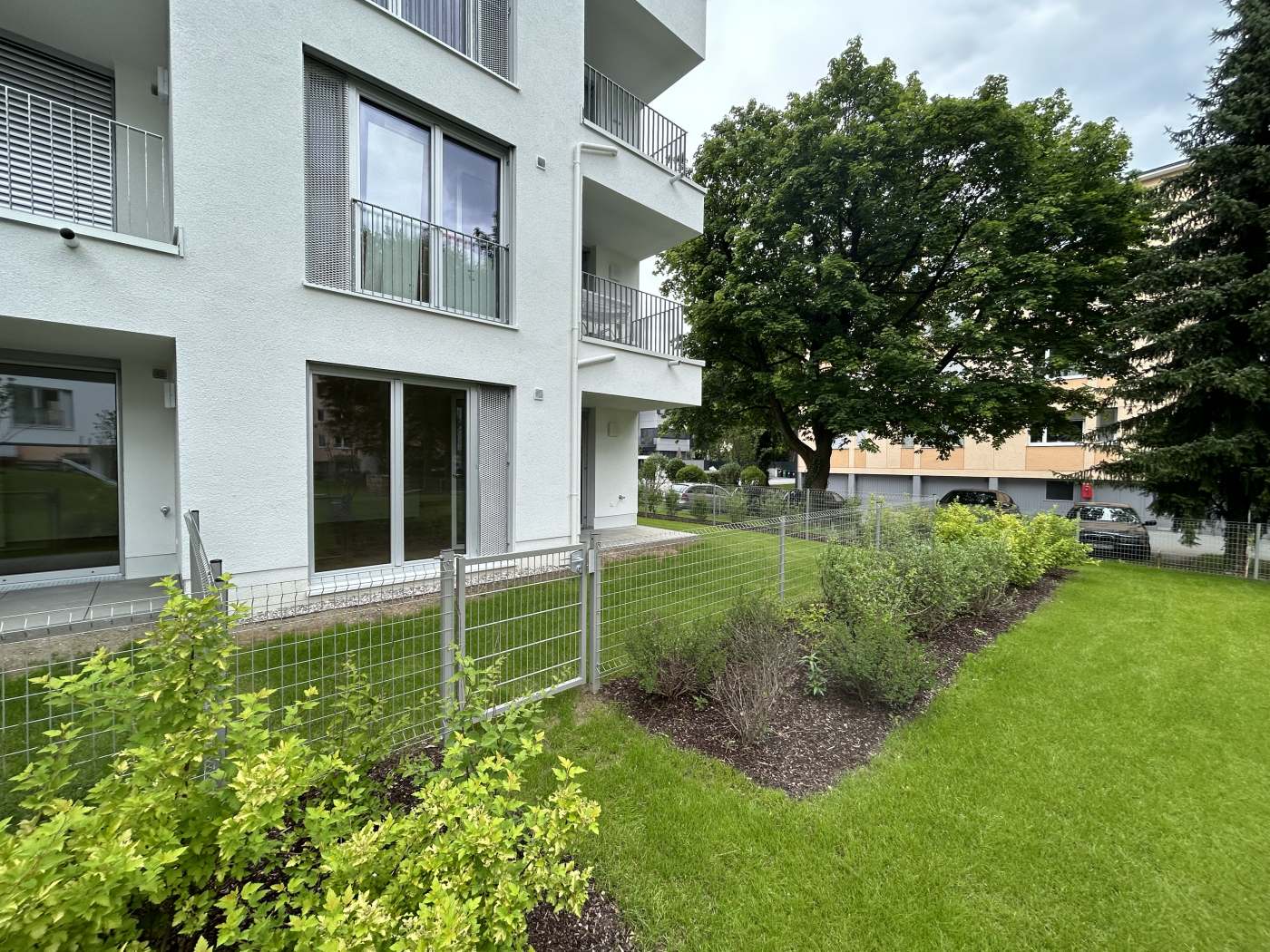 "Salzburg - Paracelus Garten - 3-Zimmer Gartenwohnung mit Garage im Eigentum"<br/>