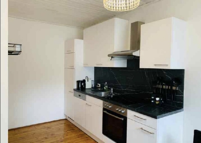 Provisionsfreie Stadtwohnung mit Balkon und Garten in der Florianigasse - Bezugsfrei ab 01.07.2025